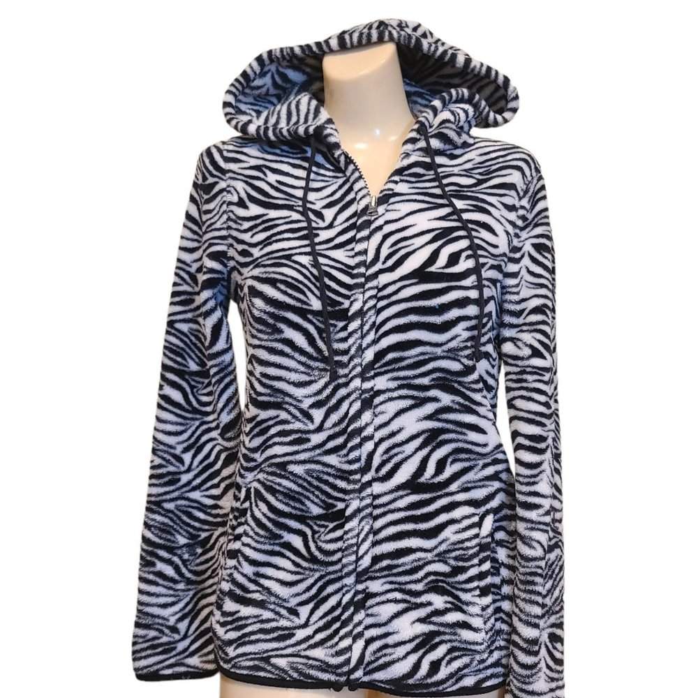 No Boundaries Kids Jacket.  Zippered with a hoodie!